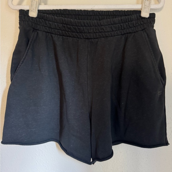 Fabletics Terry Sweatshort - Washed Black - Picture 4 of 6